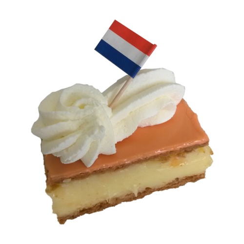 Oranje tompouce met slagroom